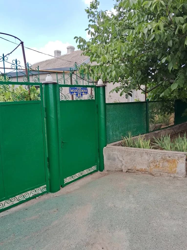 Будинок, Крива Балка: частковий ремонт, 25 соток