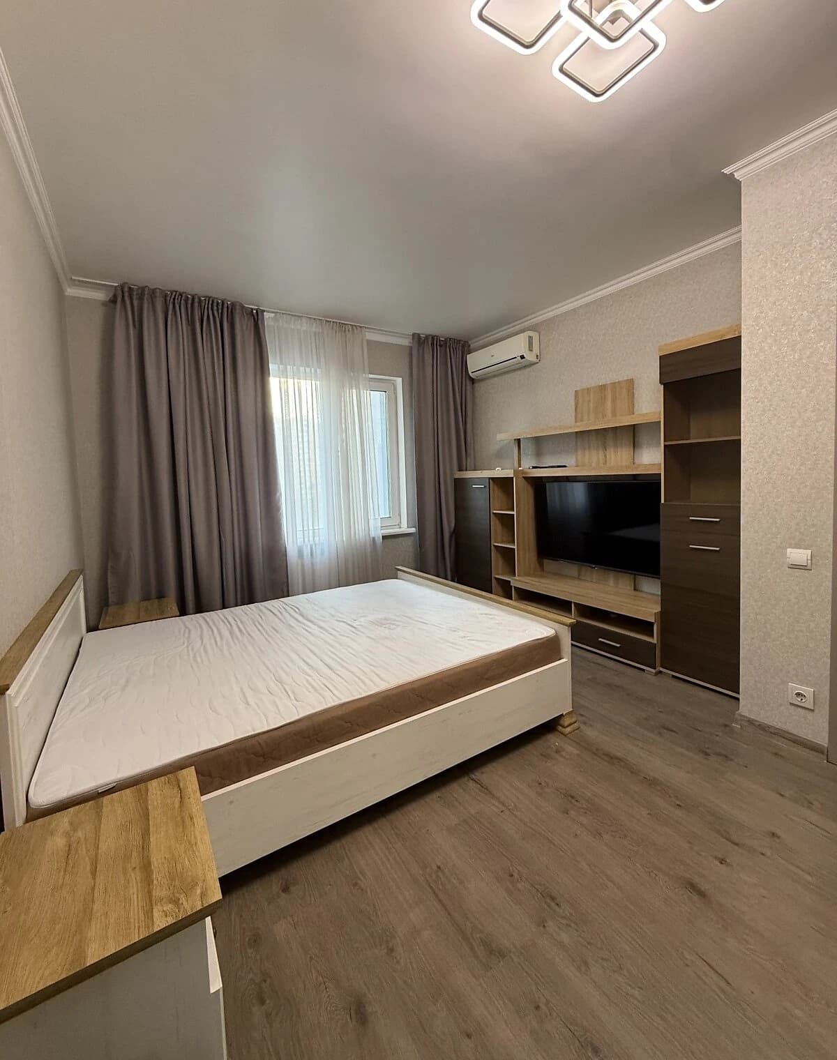 1-кімнатна квартира, Осокорки: євроремонт, панорамні вікна, метро Харківська - фото 5