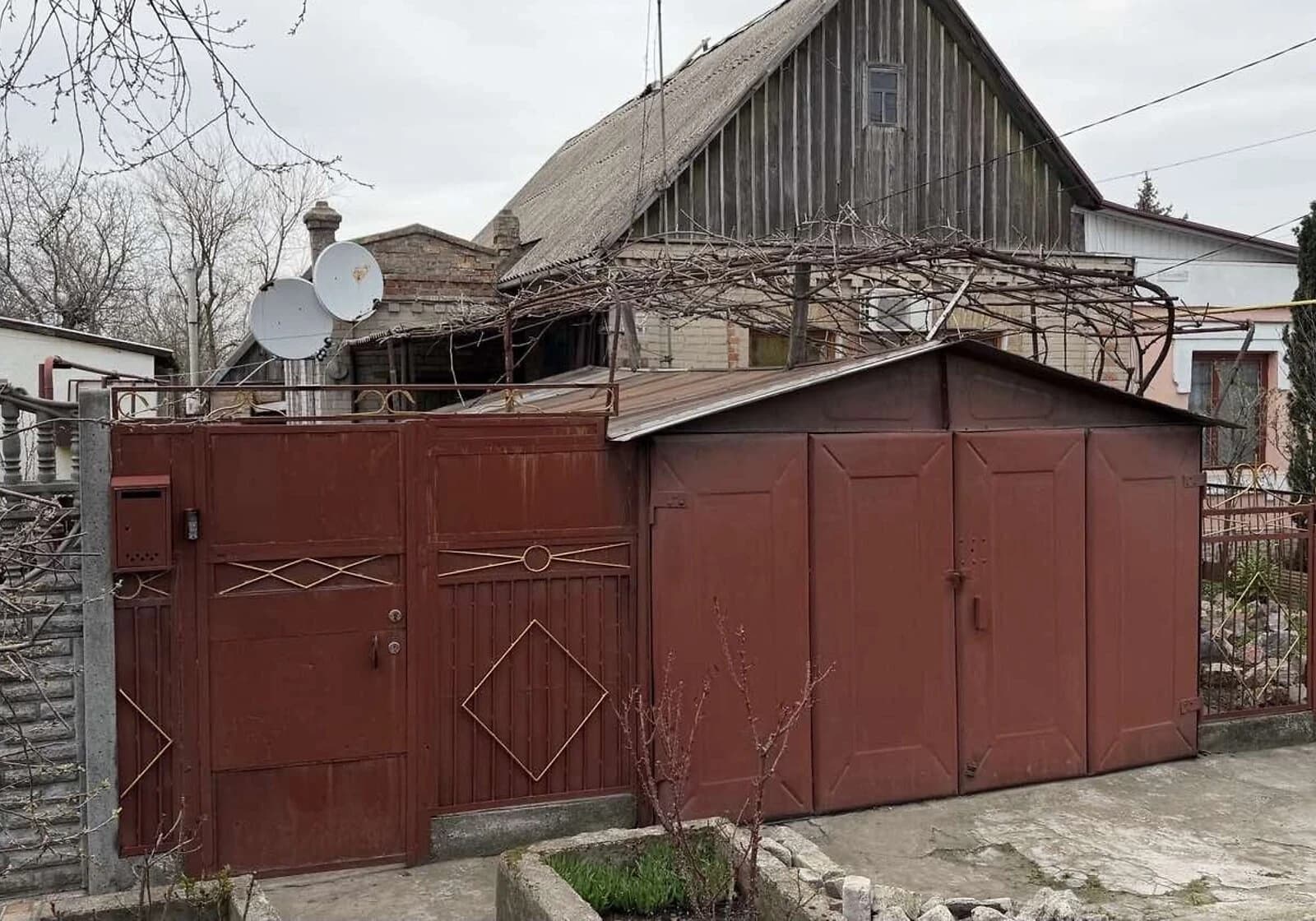 Частина будинку, Комунарський: гараж у дворі, сад - фото 2