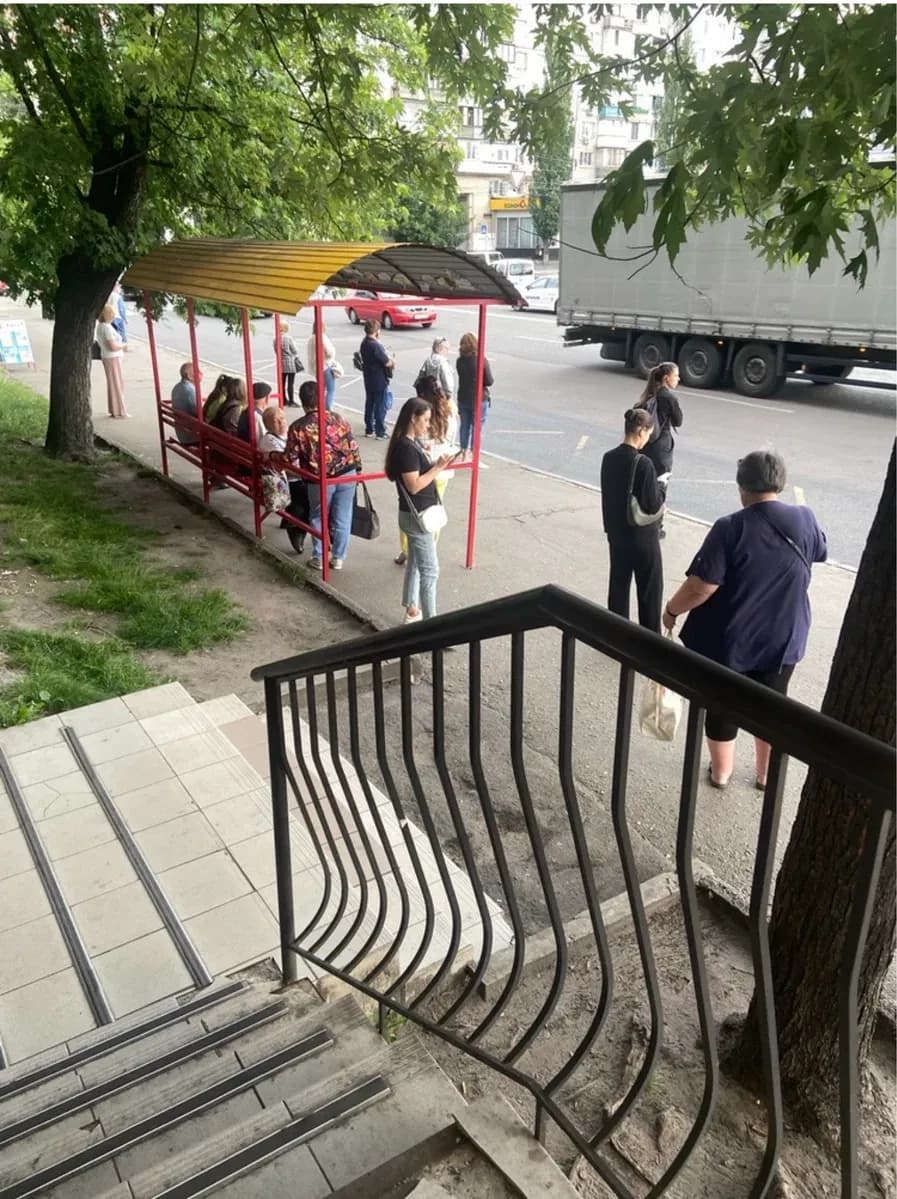 Торгове приміщення, Дніпровський: фасадне, Дарницька площа - фото 5