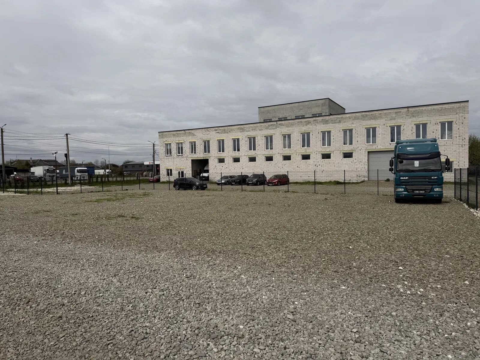 Ділянка 8 соток, Дуліби: траса Київ, Чоп, приміщення 800 м², поблизу Стрия - фото 1