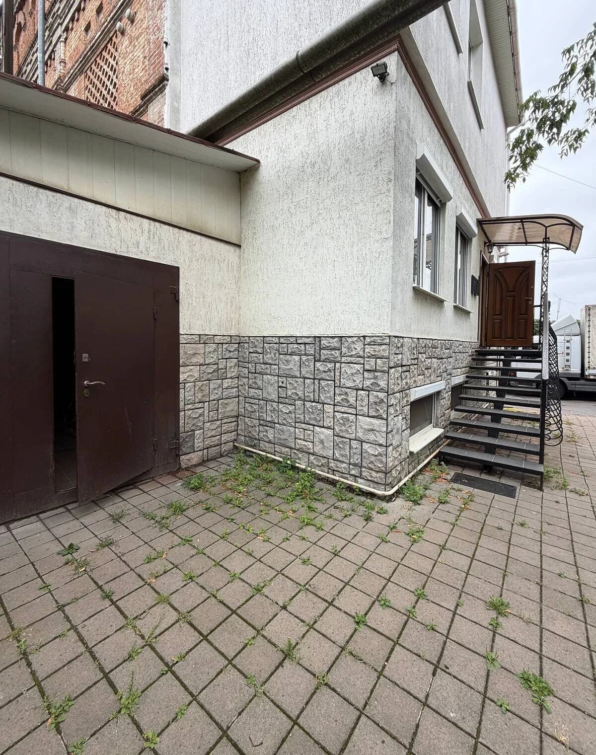 4-кімнатна квартира, Центр: багаторівнева, 2 санвузли, паркомісце - фото 3