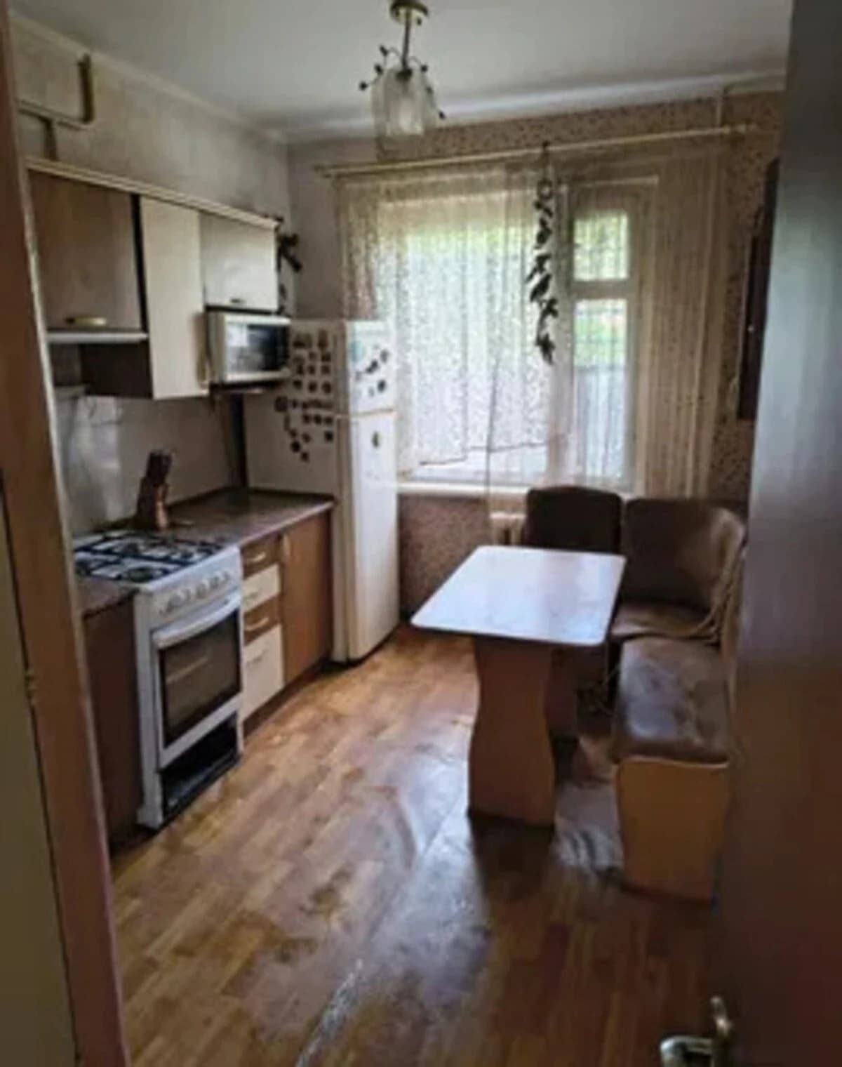 3-кімнатна квартира, Кривий Ріг: балкон, роздільний санвузол - фото 5