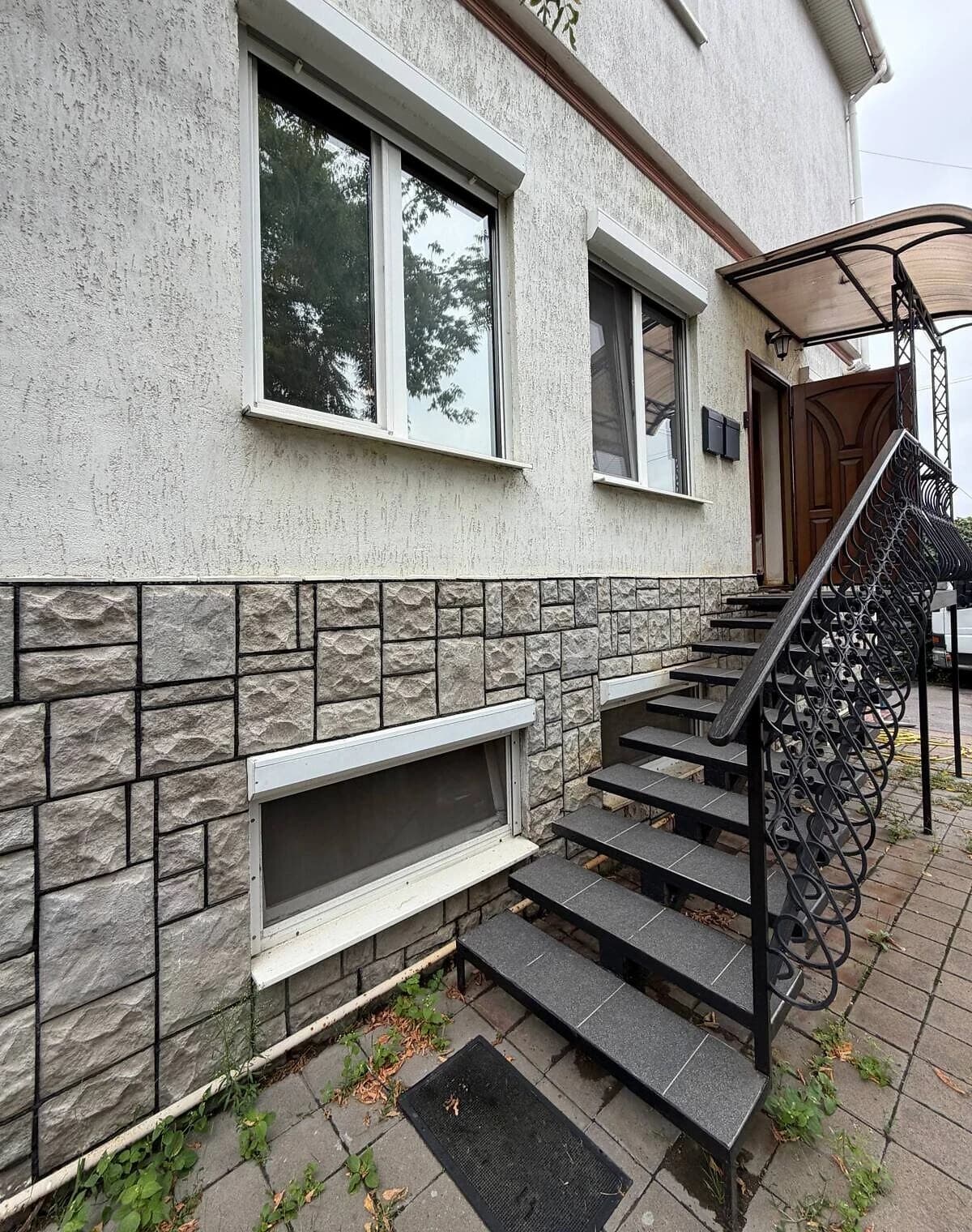 4-кімнатна квартира, Центр: багаторівнева, 2 санвузли, паркомісце - фото 2