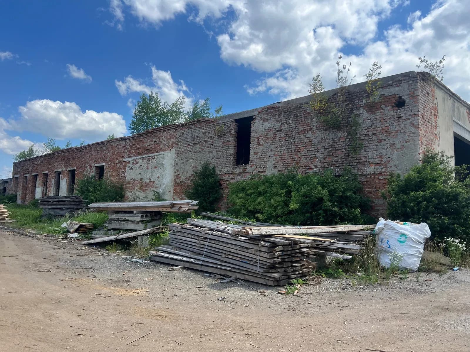 Нежитлова будівля, Вільшаник: цегляна, без комунікацій - фото 2