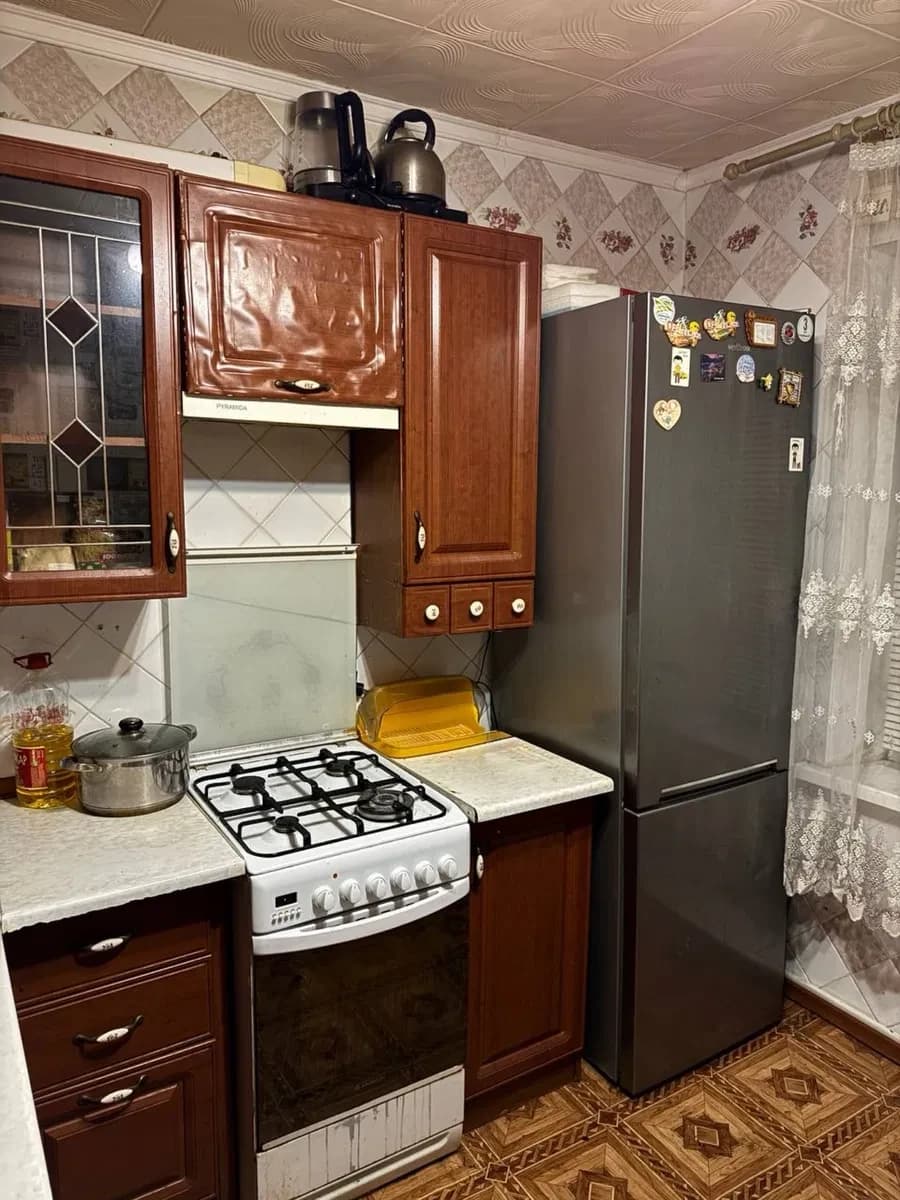2-кімнатна квартира, Краматорськ: останній поверх, косметичний ремонт, меблі - фото 4