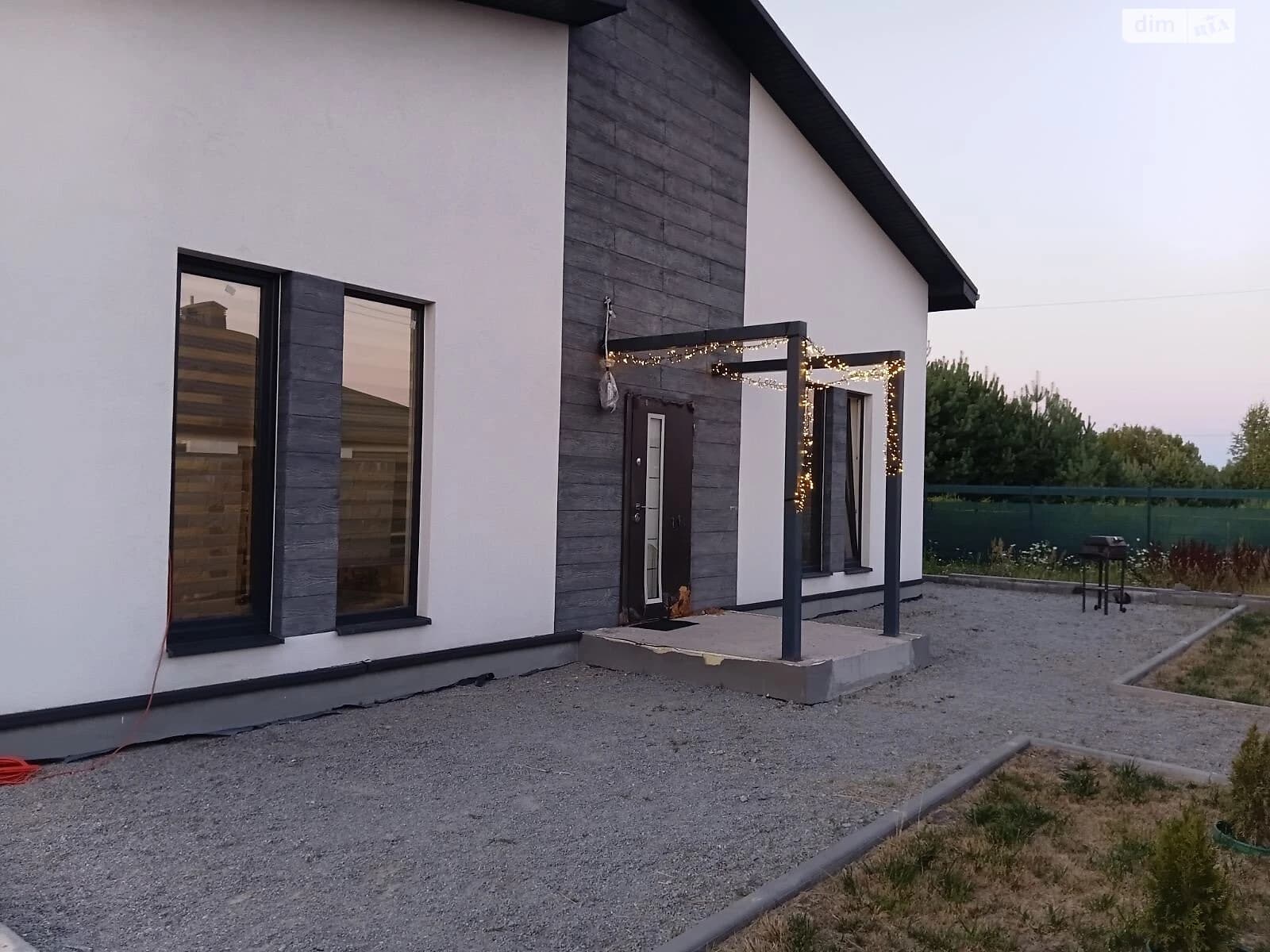 Будинок, Зарічани: 3 спальні, 2 санвузли, криниця - фото 2