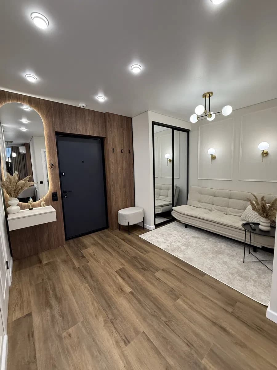 1-кімнатна квартира у ЖК IQ House: дизайнерський ремонт, балкон