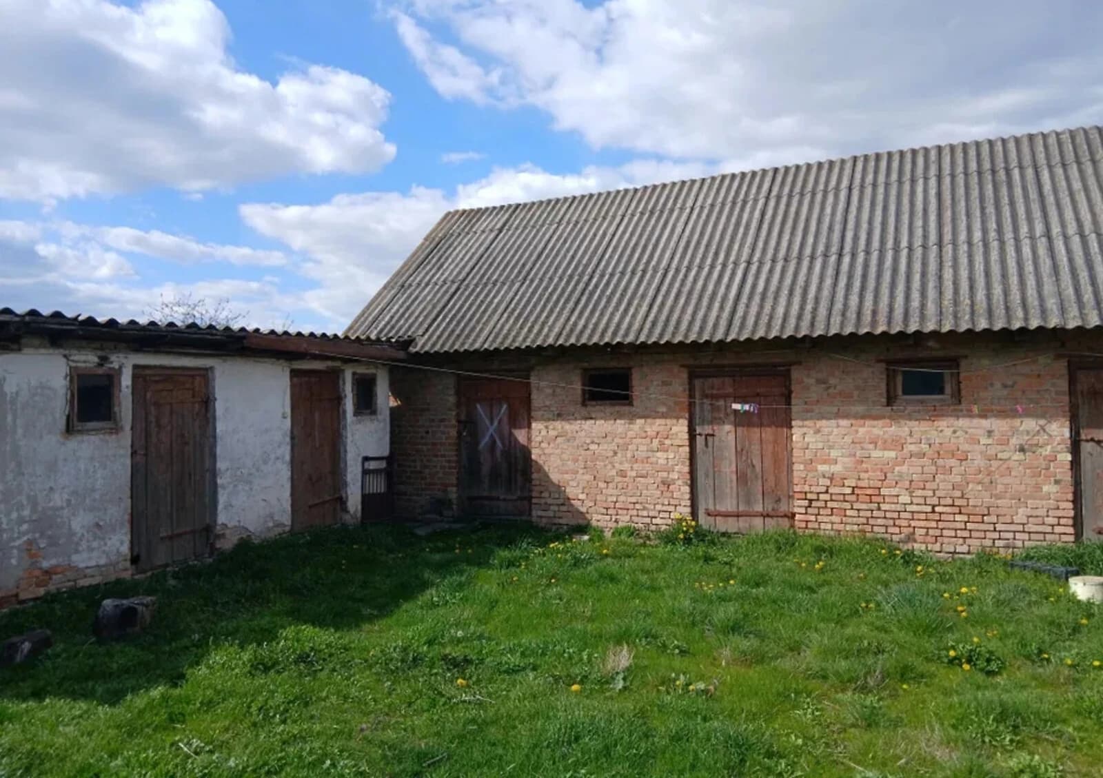 Будинок, Луковичі: 25 соток, сад, гараж із підвалом