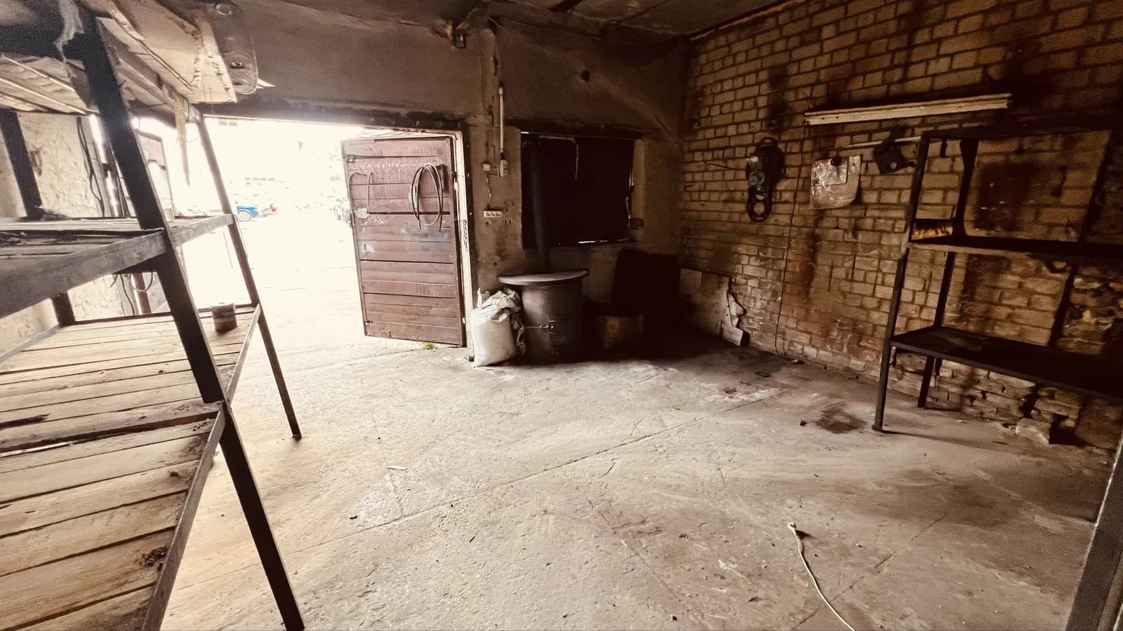 Приміщення, Черкаси: два гаражі, закрита територія, 220/380 В - фото 4