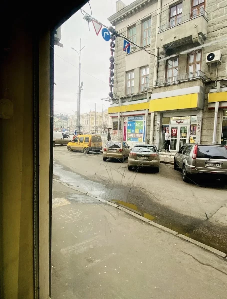 Магазин, Холодногірський: фасадне приміщення, метро за 100 м - фото 2