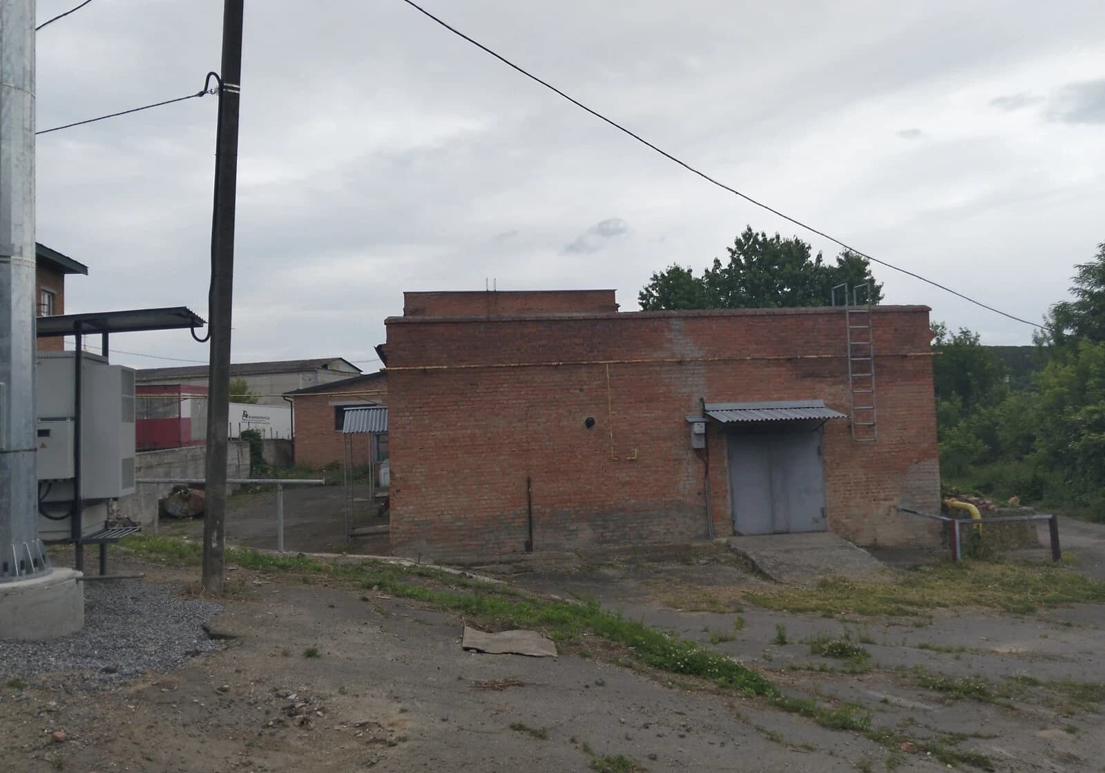 Приміщення, Сабарів: торг можливий, газове опалення, стеля 5 м