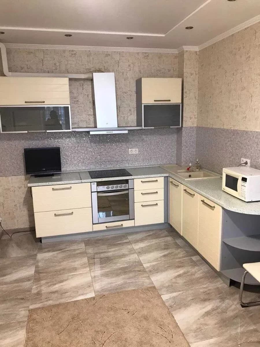 3-кімнатна квартира, Дарницький: генератор, метро Позняки 7 хв - фото 2