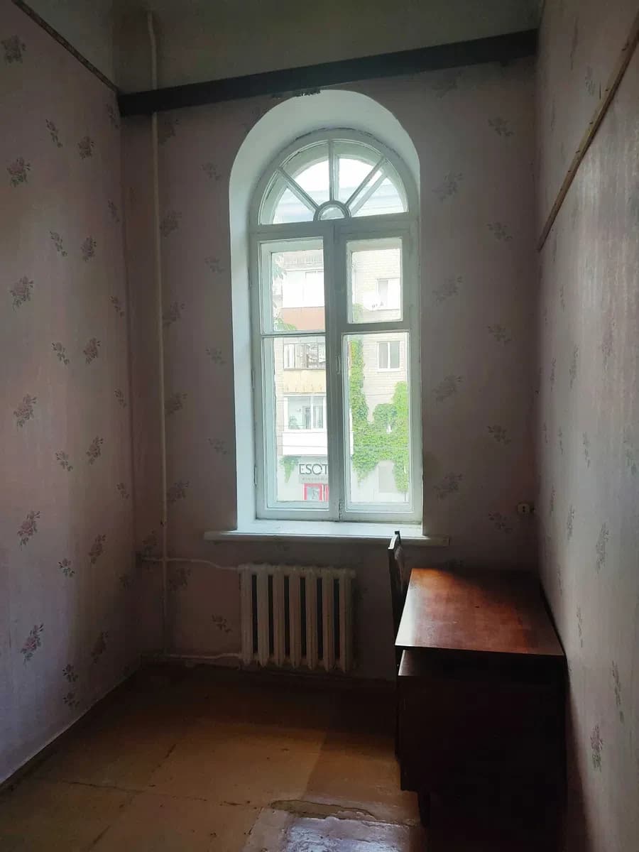 3-кімнатна квартира, Кременчук: паркомісце, можна з тваринами - фото 2