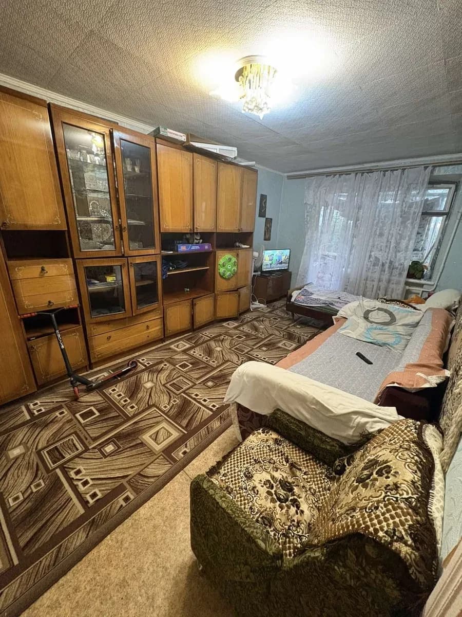 2-кімнатна квартира, Шепетівка: поруч садок, недалеко школа