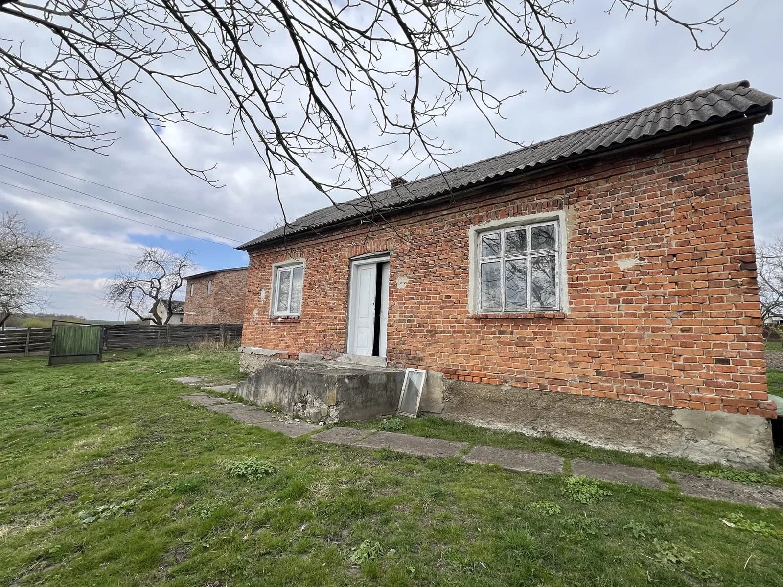 Будинок, Новосілки-Гостинні: 43 км від Львова, 17 соток чорнозему - фото 2