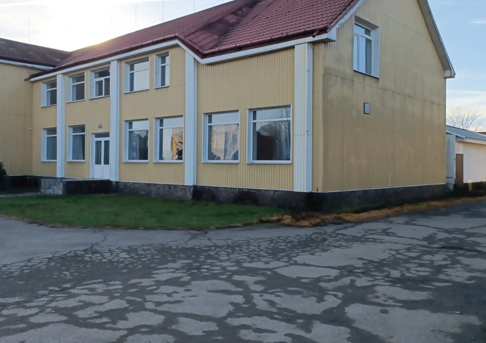 Приміщення, Підвиноградів: торг можливий, відкрита стоянка - фото 4