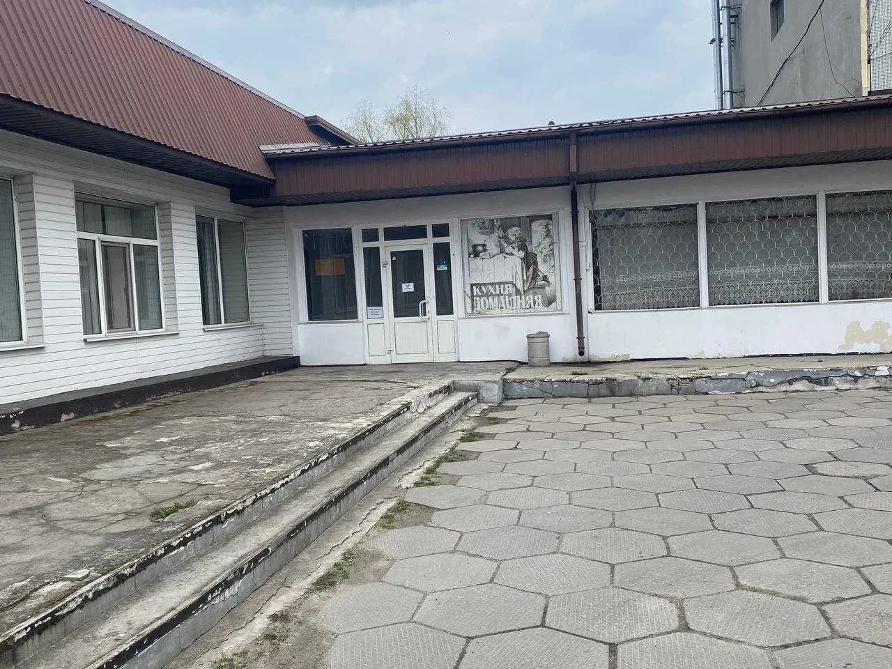 Приміщення, Орільське: кафе або ресторан, великий підвал