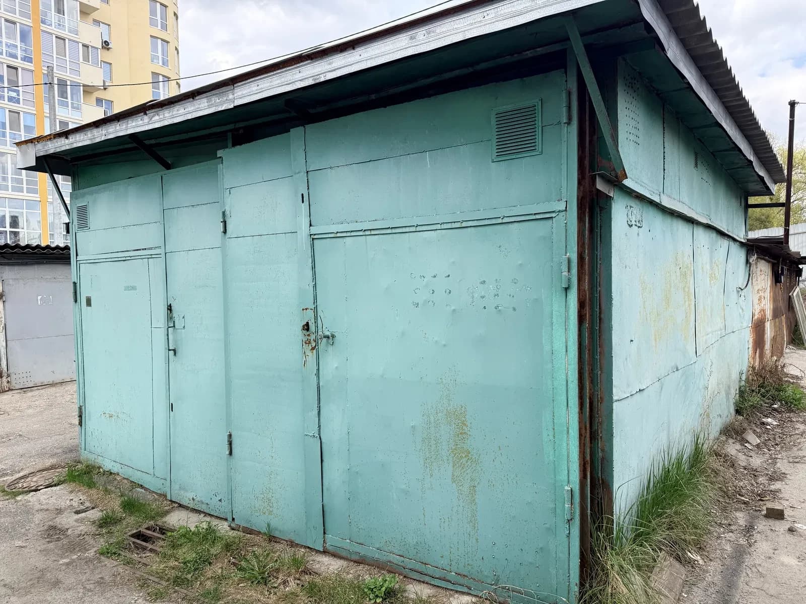Гараж, Подільський: два авто, електрика за житловим тарифом - фото 2
