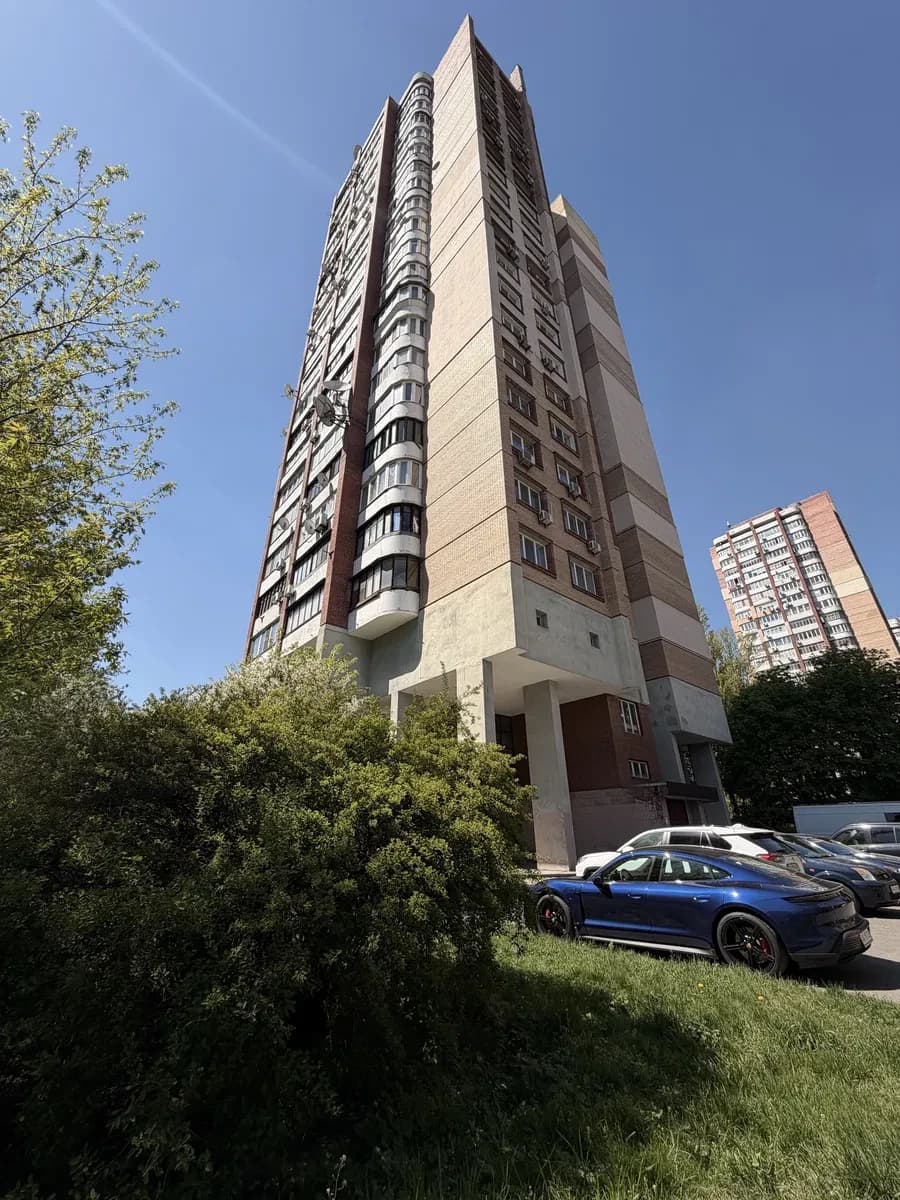 3-кімнатна квартира, Печерський: метро Печерська 2 хвилини, видова - фото 1