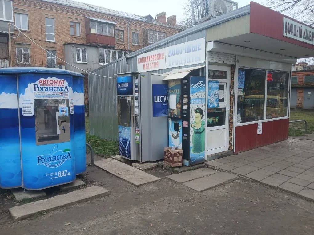 Павільйон, Хтз: прохідне місце, біля зупинок маршрутного транспорту - фото 5