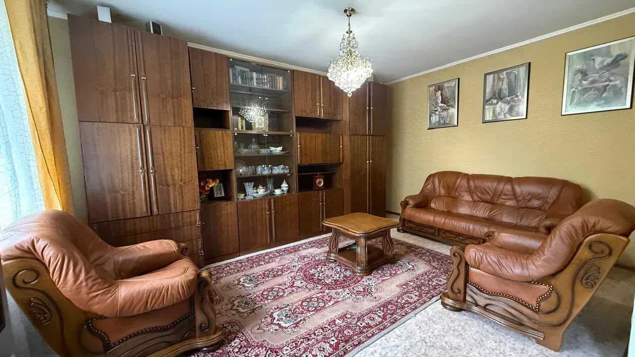 Будинок у центрі Миколаєва: гараж, автономний генератор - фото 5
