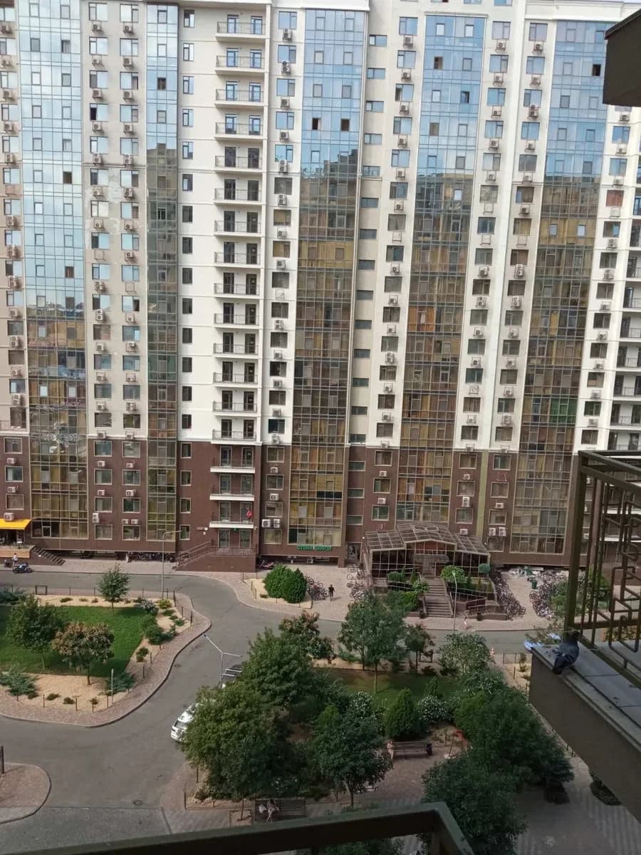 1-кімнатна квартира у ЖК «Жемчужина»: євроремонт, генератор