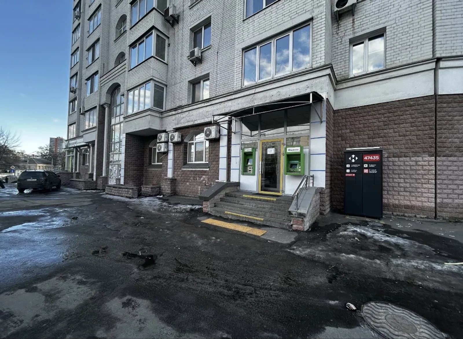 Приміщення, Подільський: фасадне, окремий вхід, три вітринні вікна - фото 3