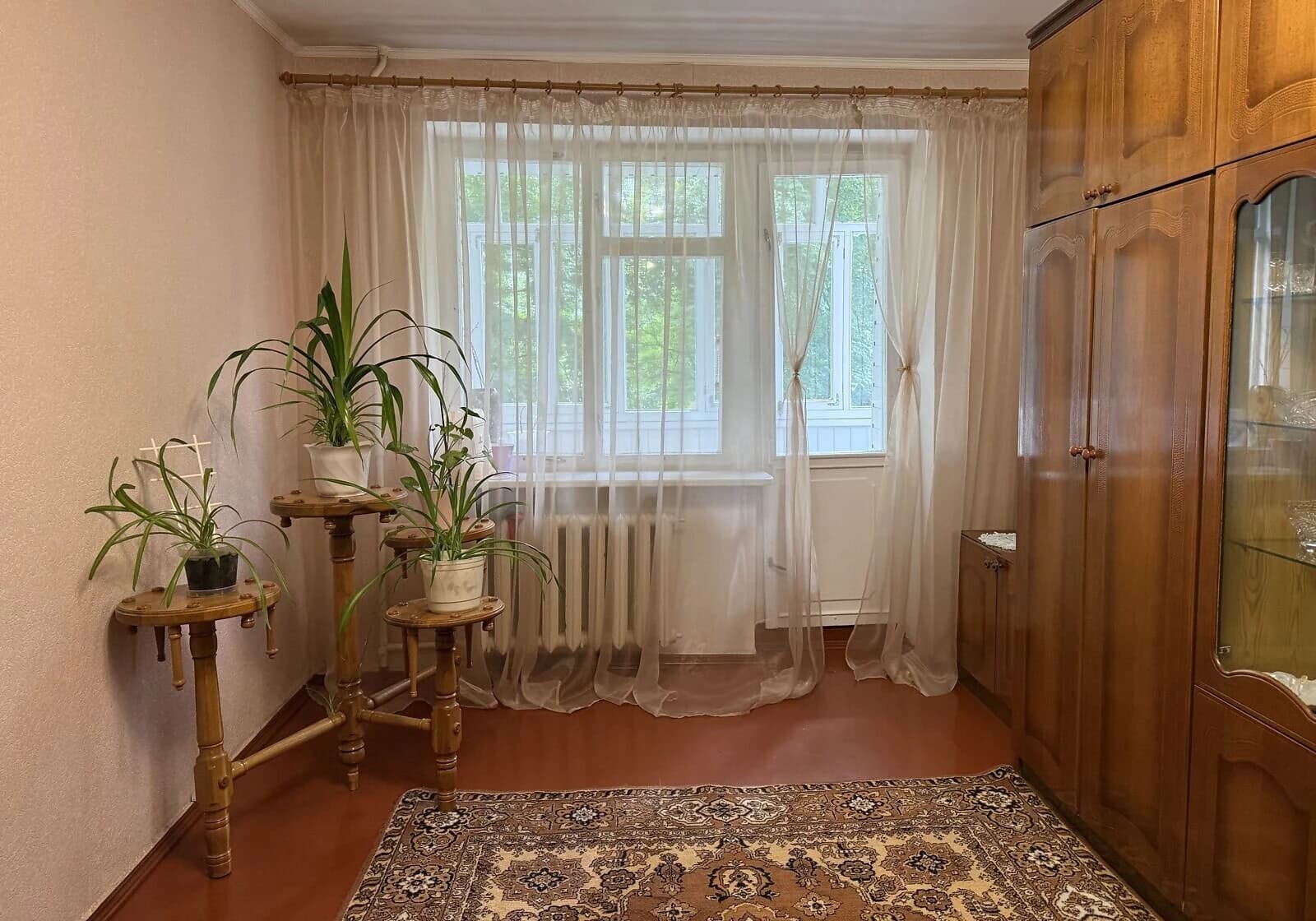 2-кімнатна квартира, Конотоп: косметичний ремонт, цегляні стіни - фото 3