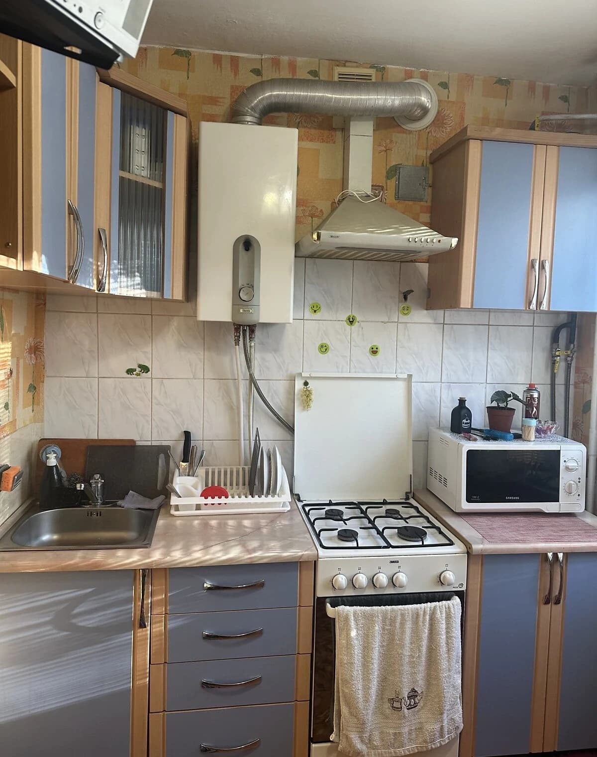1-кімнатна квартира, Політон: косметичний ремонт, внутрішній двір - фото 1