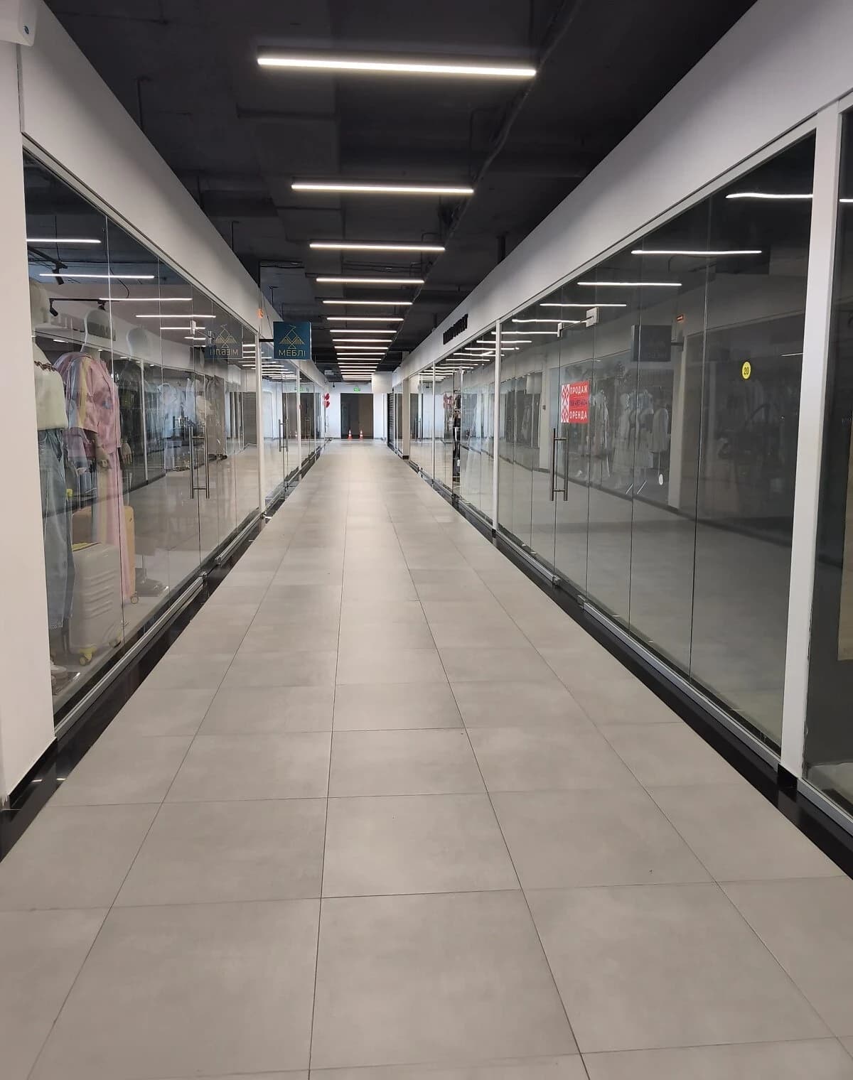 Приміщення, вулиця Свободи: під магазин, резервне живлення - фото 3