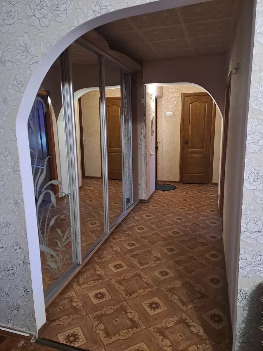 3-кімнатна квартира, Комунарський: для військових, можна короткостроково
