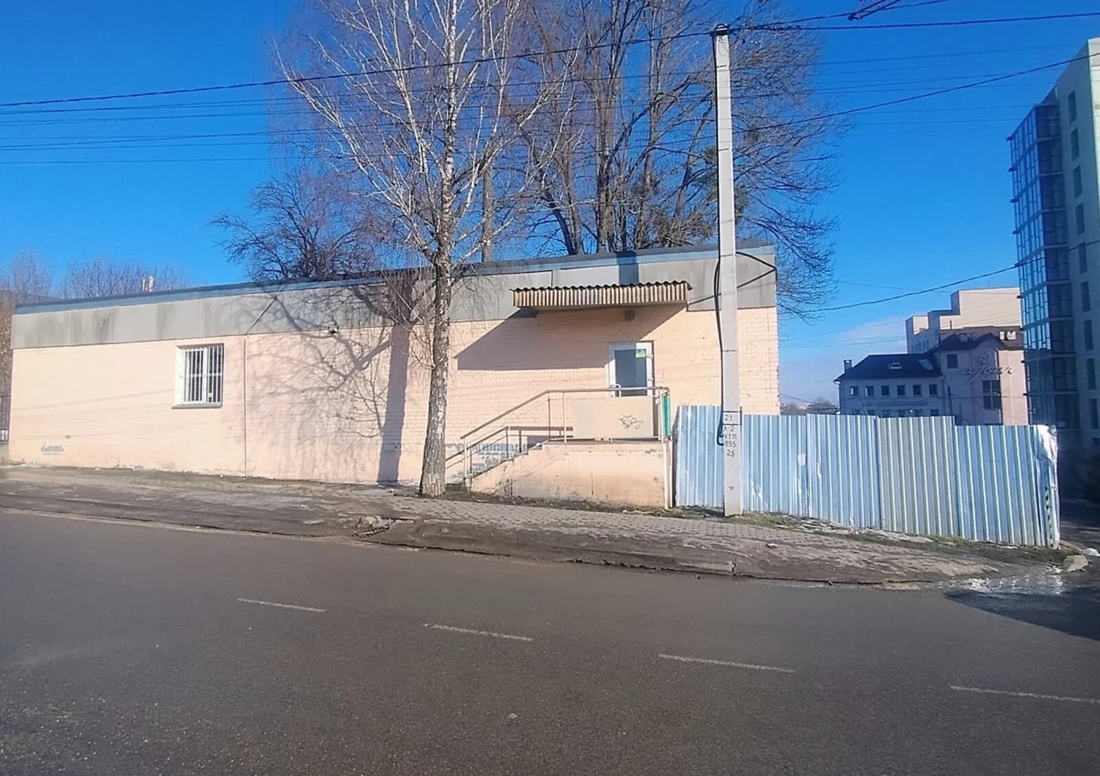 Офіс, Дубове: окрема будівля, 2 входи, потребує ремонту - фото 4