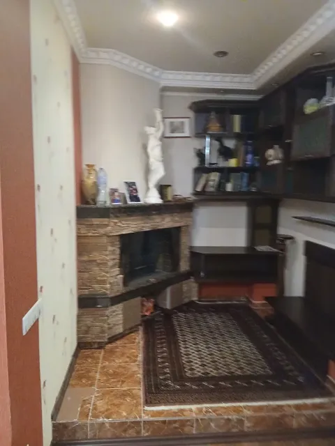 Здам 3-кімнатну квартиру в центрі: окремий вхід, дворик - фото 3