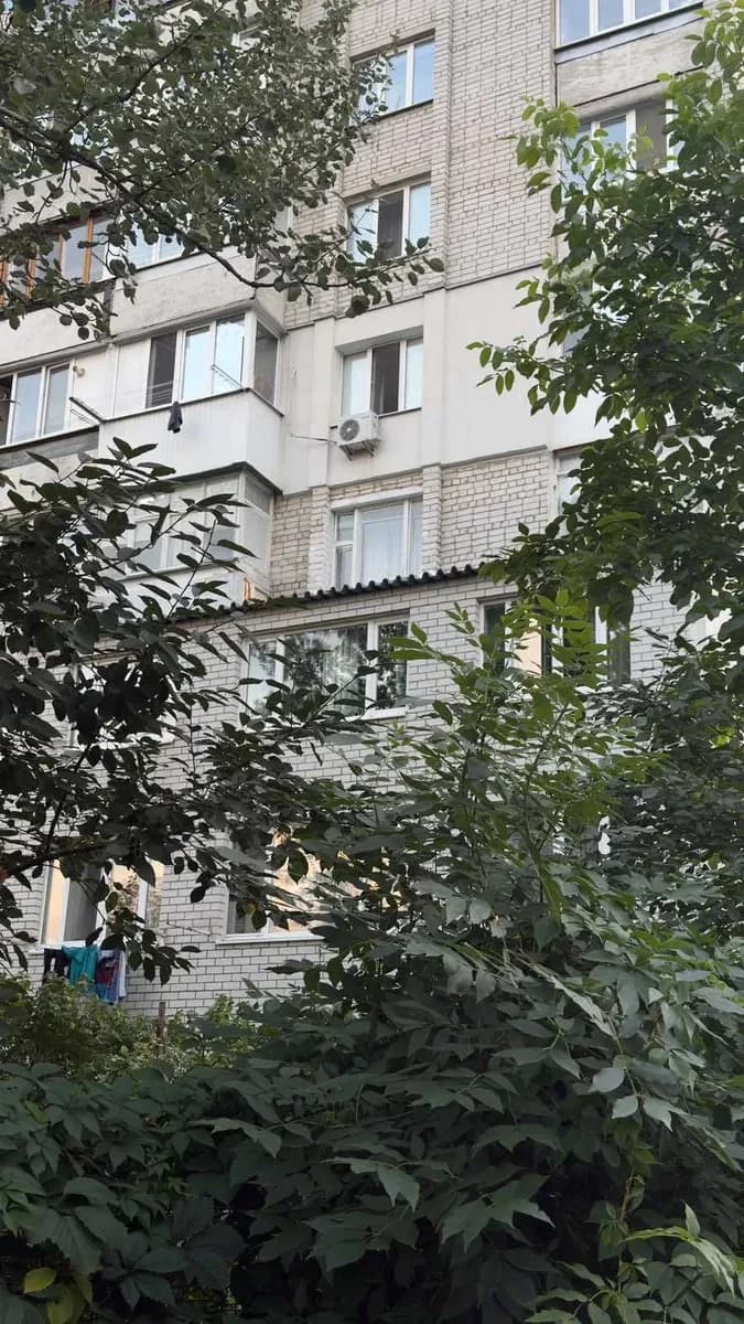 2-кімнатна квартира, Богунський: окремі кімнати, меблі й техніка - фото 1
