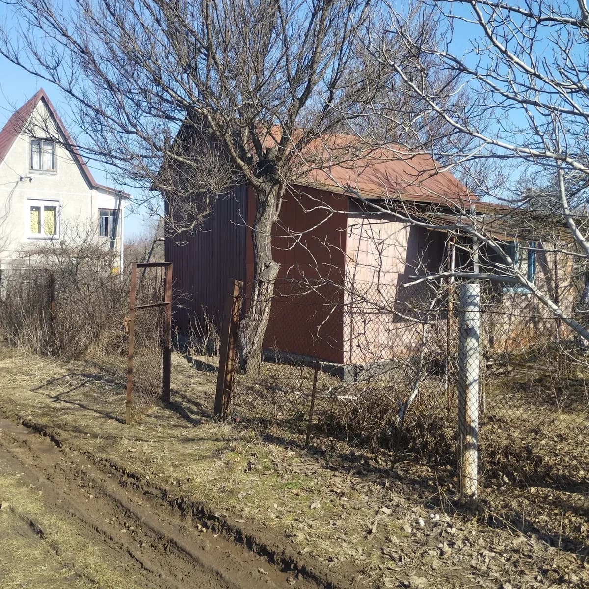 Дача у кооперативі "Сулимівський 1": світло і вода, озеро та ліс