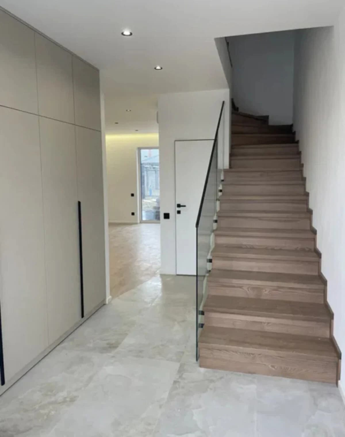 Будинок, Компотний: ділянка 50 м², 2 санвузли, свердловина - фото 2