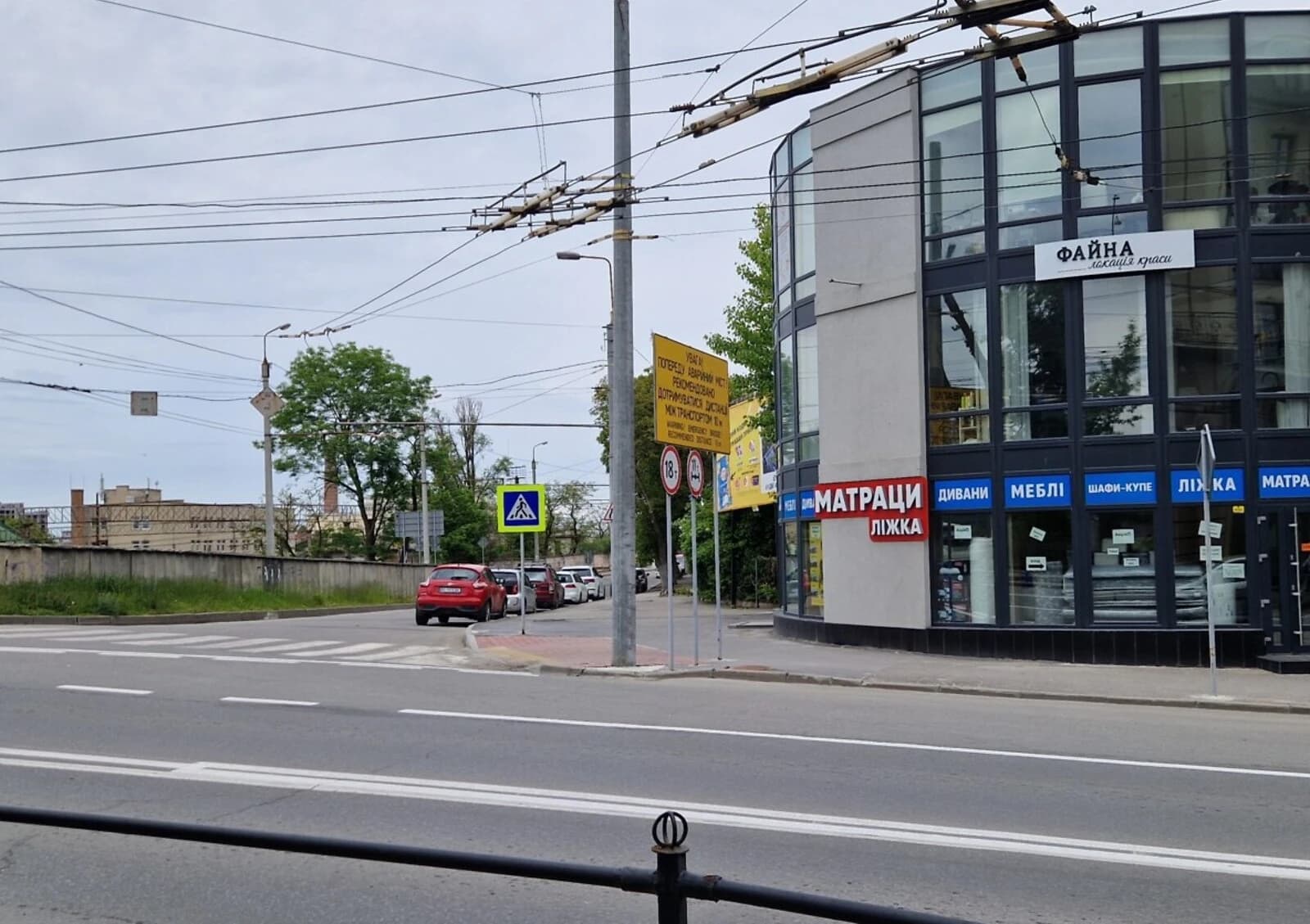Приміщення, Центр: два входи, торгово-офісний центр - фото 5