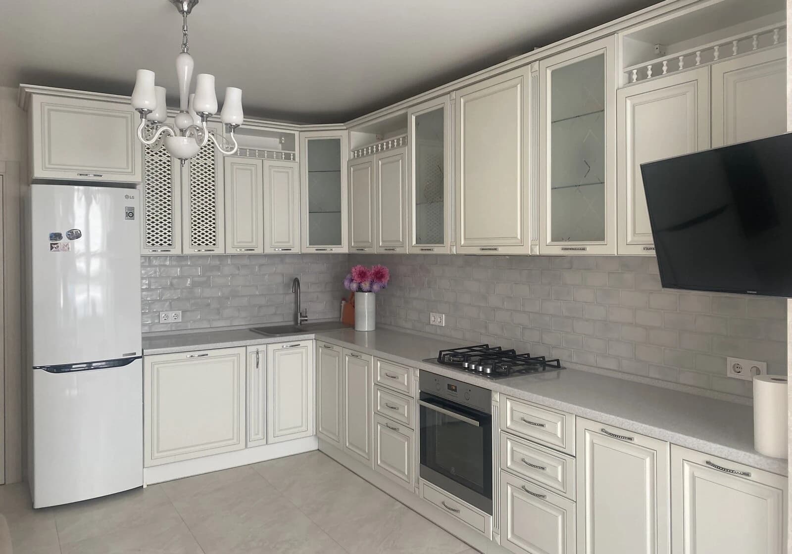 2-кімнатна квартира, Крюківщина: євроремонт, газове опалення
