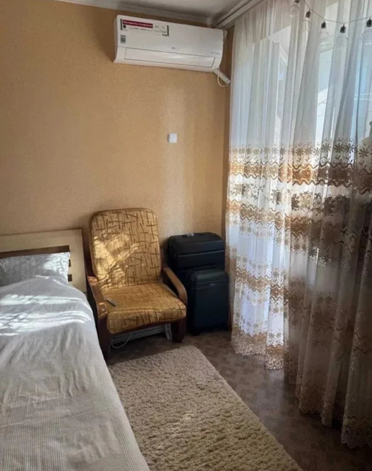 1-кімнатна квартира, Олексіївка: косметичний ремонт, метро Олексіївська - фото 2