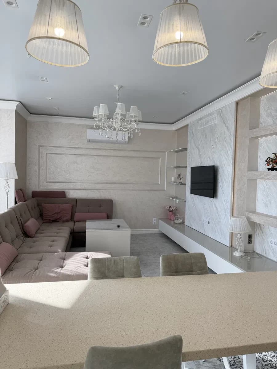 2-кімнатна квартира, 5 Кутів: дизайнерський ремонт, розумний будинок - фото 4