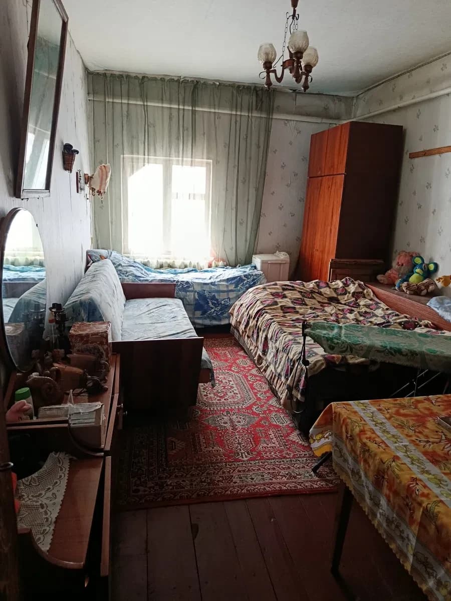 Будинок, Бородянка: озеро в кінці городу, гараж - фото 4