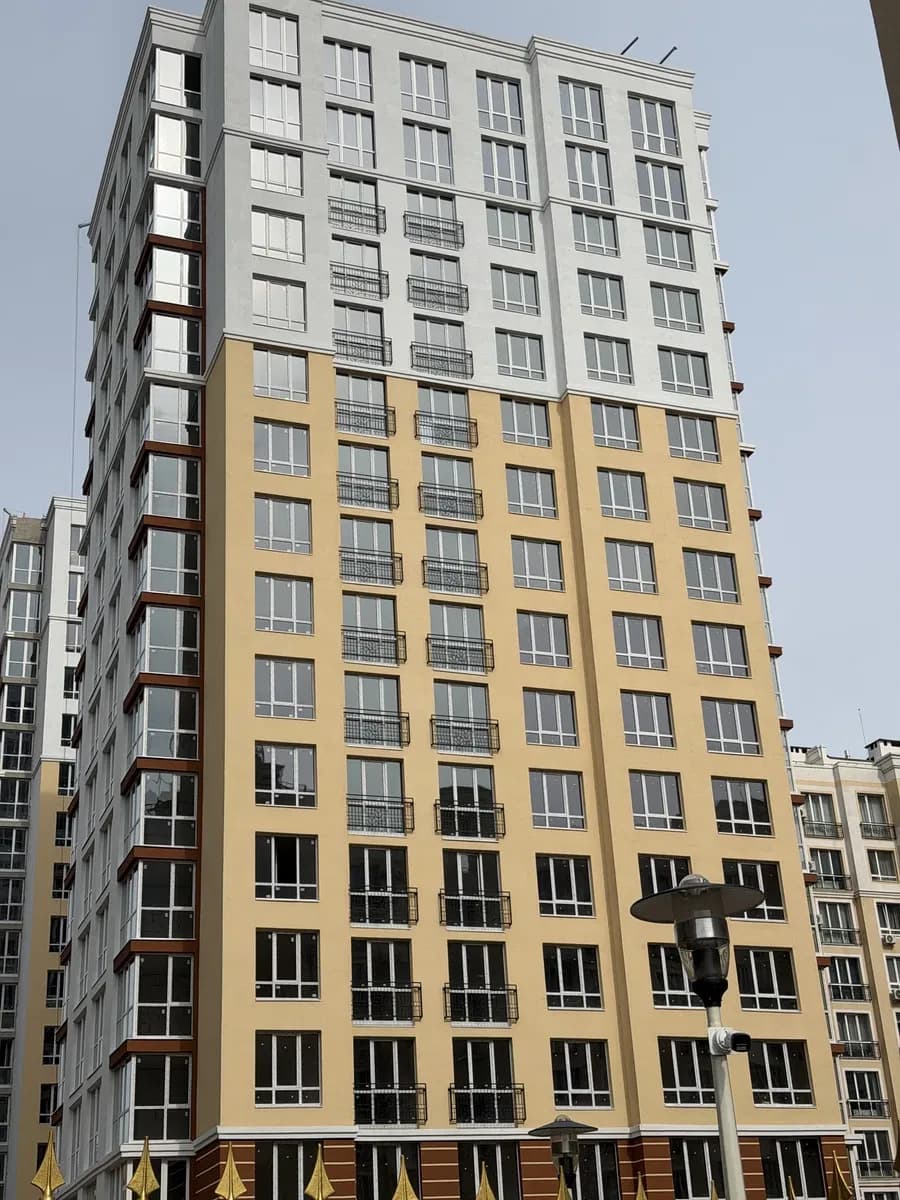 2-кімнатна квартира у ЖК Нові Теремки: котельня, метро Теремки 2,5 км