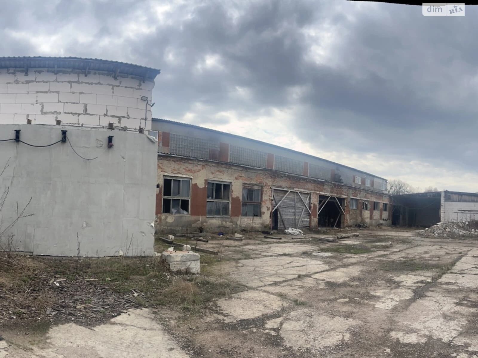 Приміщення, Житомирське: стеля 4 м, відкрита стоянка, торг можливий - фото 2