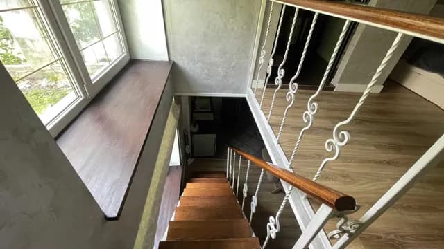 Квартира-будинок, Галицький: кухня-студія, дворик із квітами, пічка - фото 5