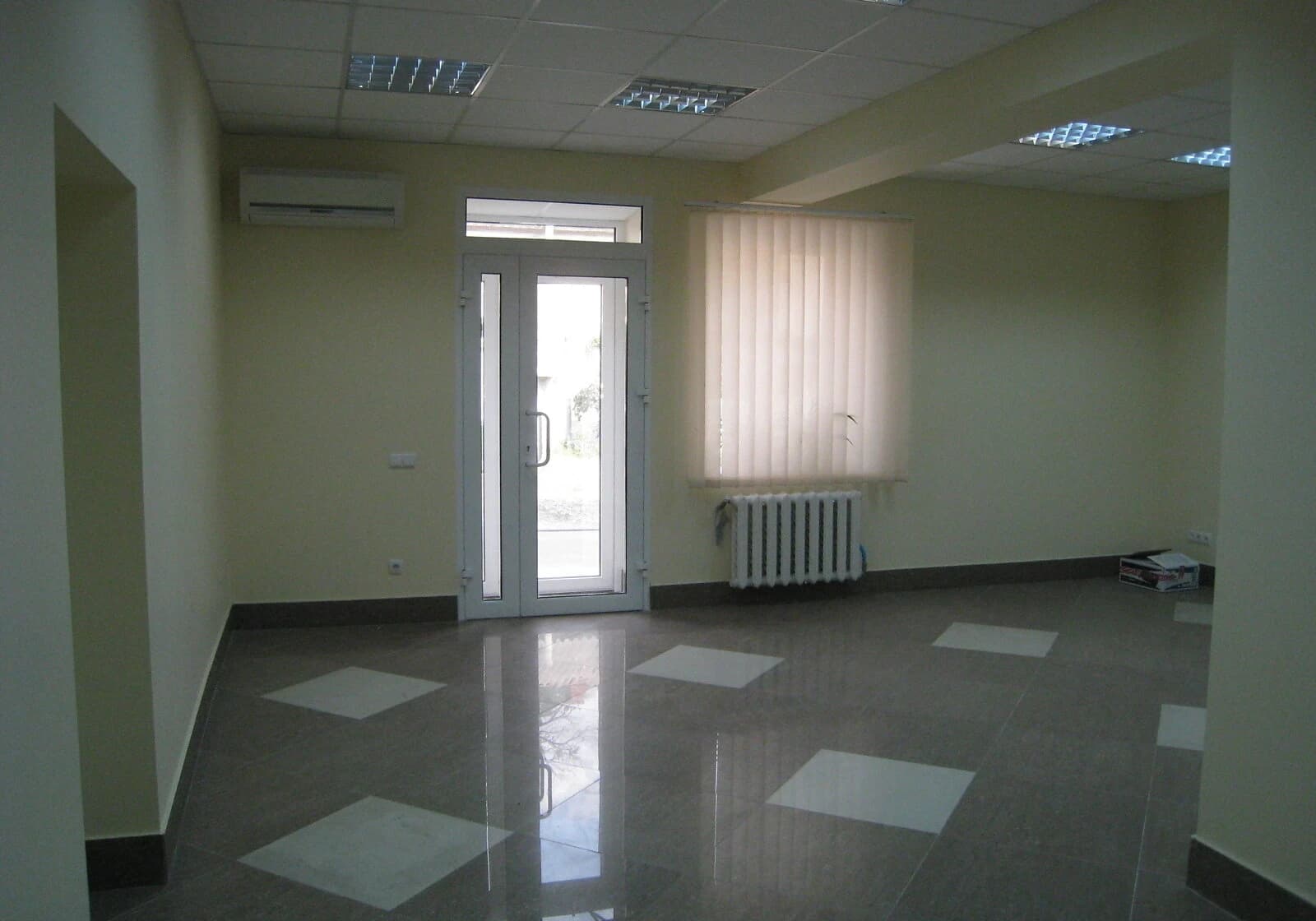 2-кімнатна квартира, Заводський: євроремонт, бойлер - фото 1
