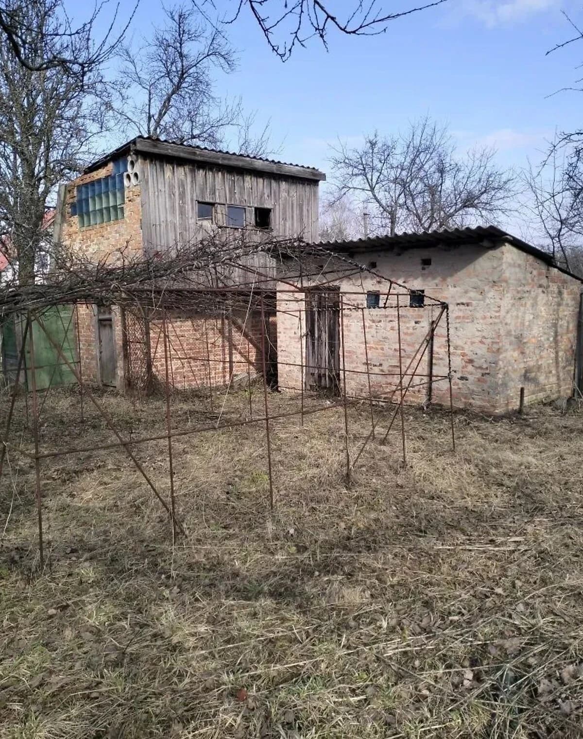 Дача, ДК Схід: цегляні стіни, централізоване опалення - фото 5