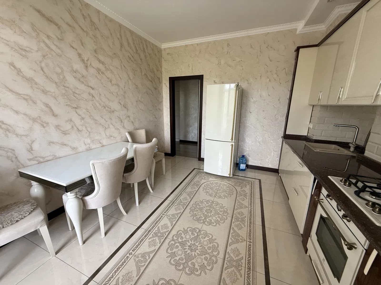 2-кімнатна квартира, Галицький: 2 тераси, вид на все місто - фото 3