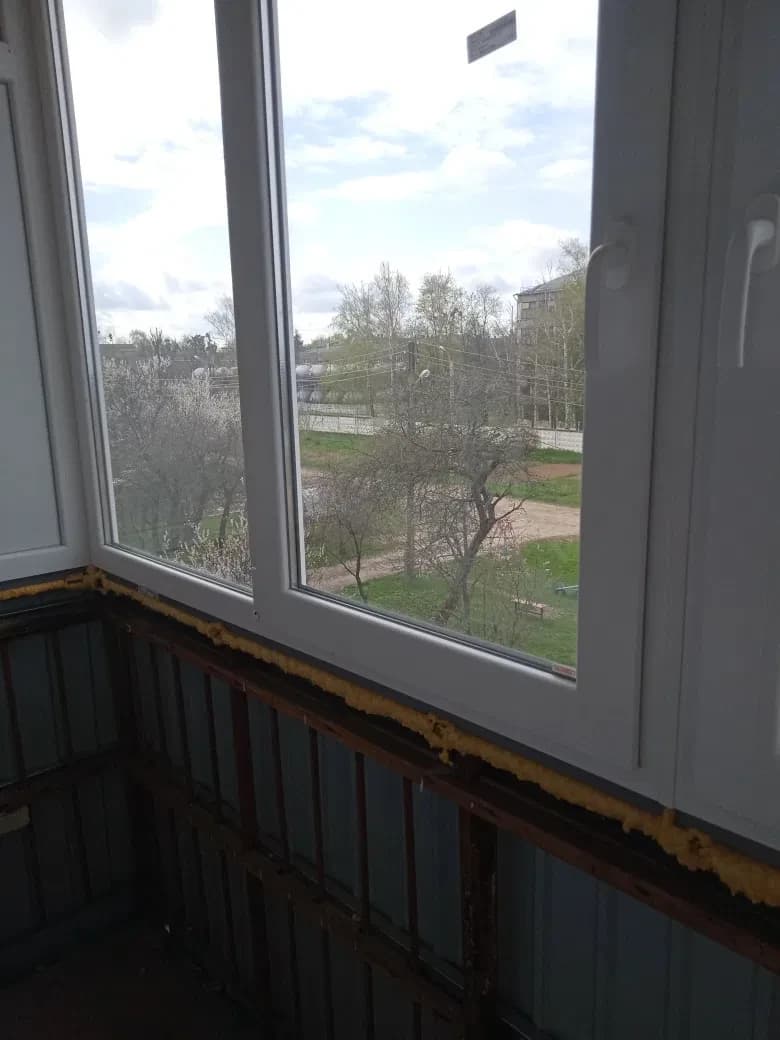 2-кімнатна квартира, Київський: 10 хвилин до метро, тихий двір