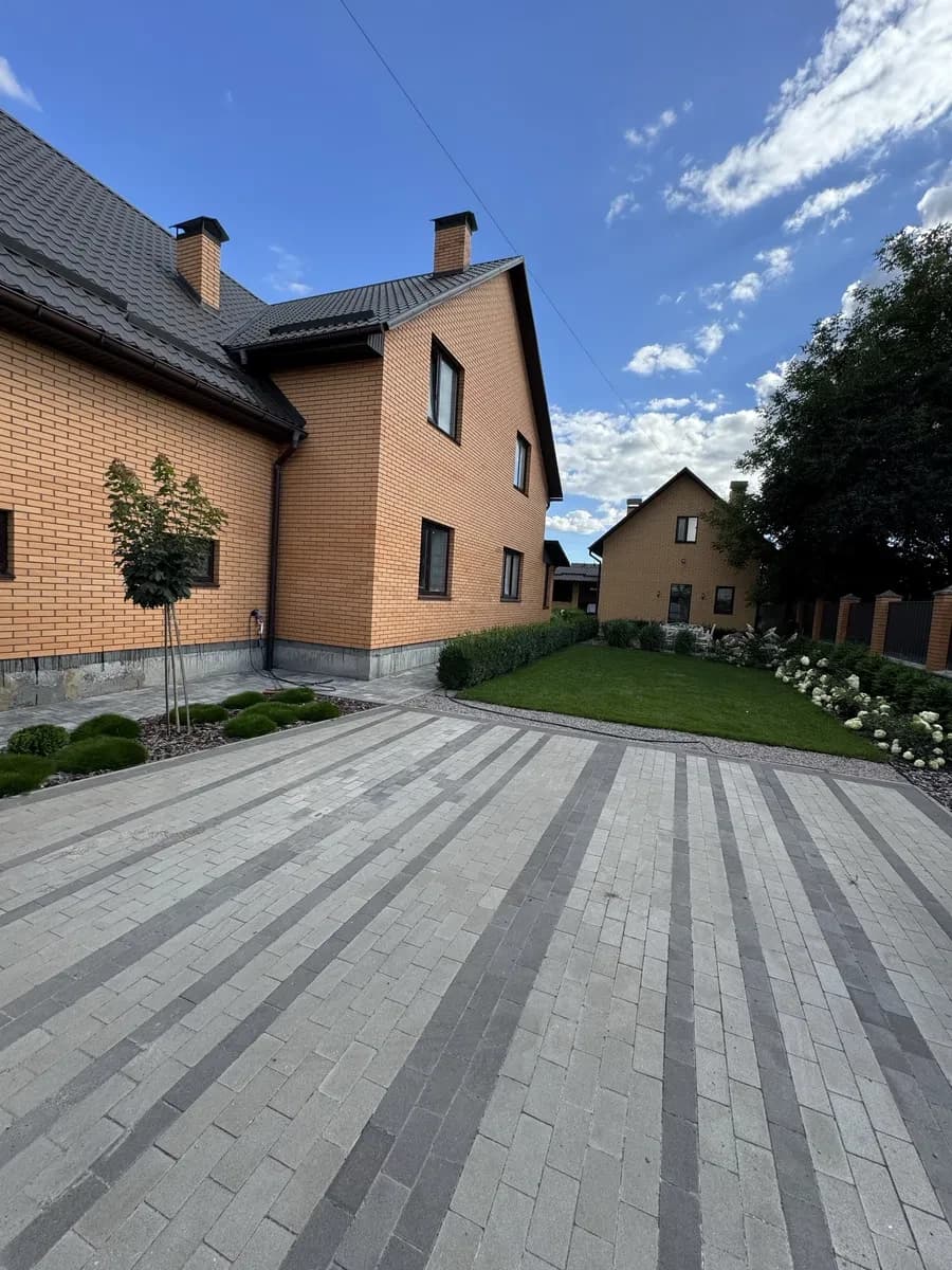 Будинок, Лукавиця: сауна, 2 гаражі, 15 соток